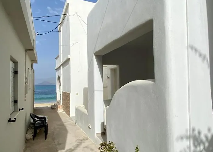 Hotel Theofanis On The