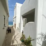Hotell Theofanis On The *