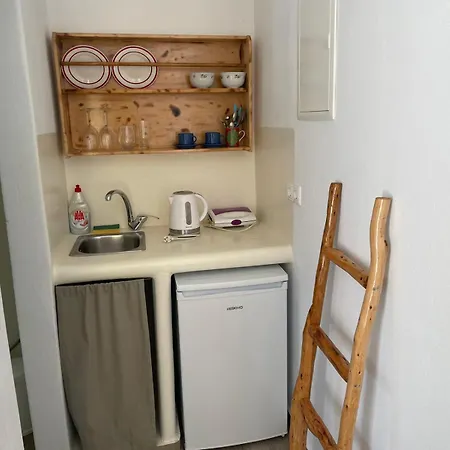 Theofanis On The ホテル Agia Anna (Naxos)