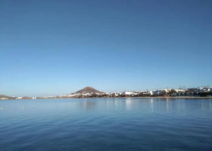 ホテル Theofanis On The Agia Anna (Naxos)